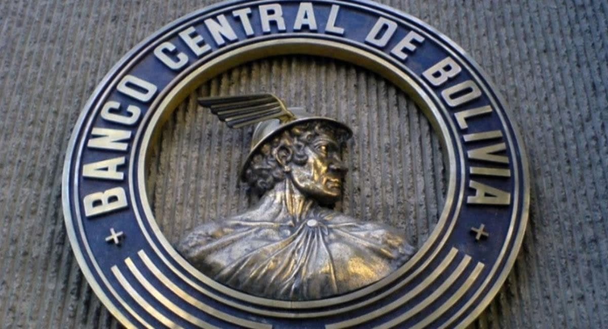 BCB dispone medidas para reducir la presión sobre el mercado de dólares