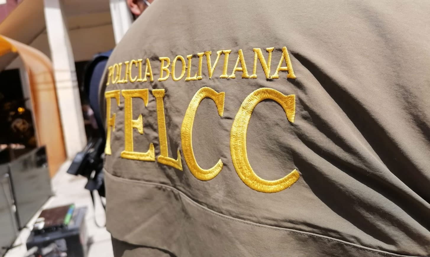 Sentencian a 20 años de cárcel a mujer que intentó envenenar a su esposo e hija en Oruro