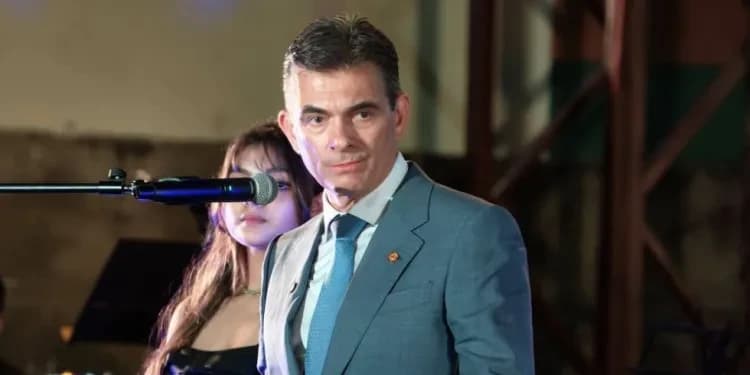 Paz anuncia Bs 14.000 millones y obras en salud, educación y energía para Cochabamba