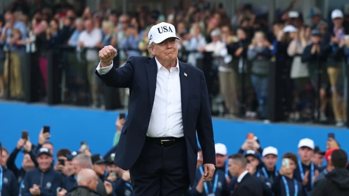 Trump dice que la IA no necesita más control que tenerlo a él como presidente de EEUU