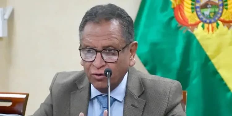 Oviedo anuncia decreto para ampliar el estado de excepción por tres meses