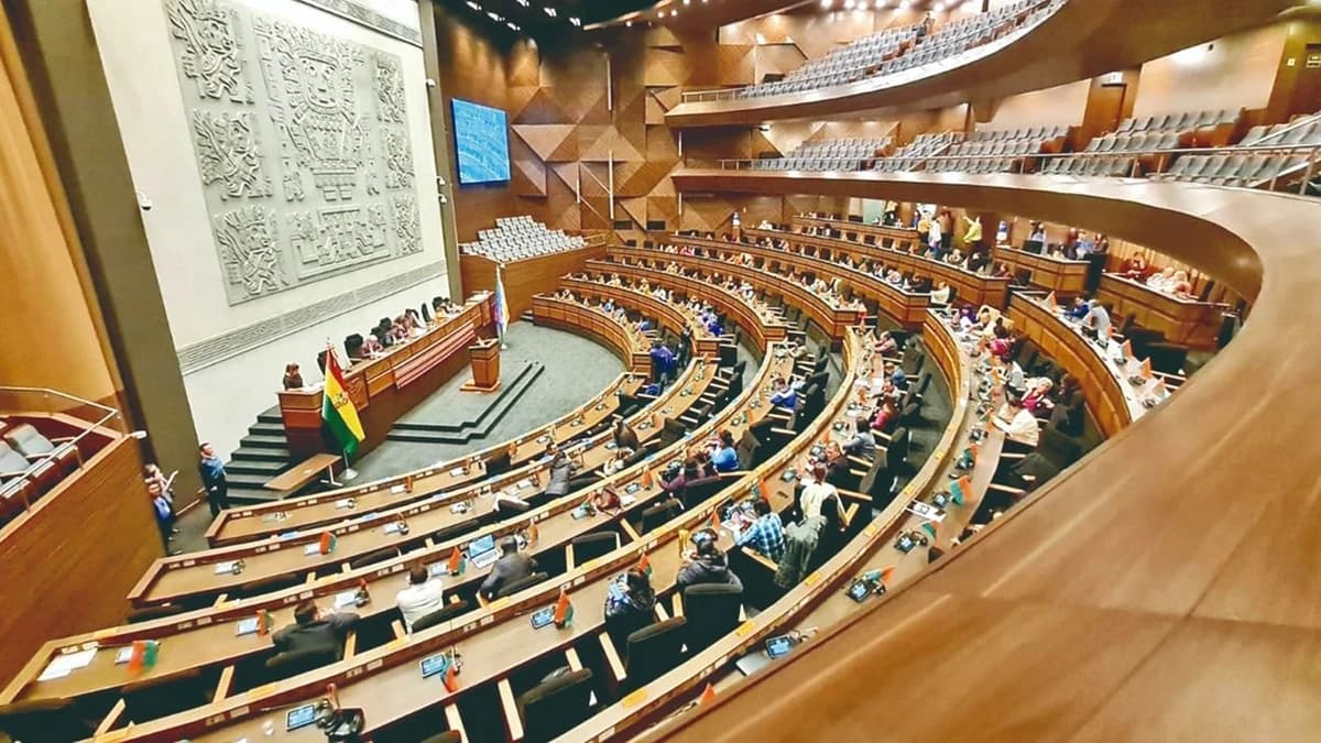 El Gobierno pide ampliar el estado de excepción y se abre un debate legal y político